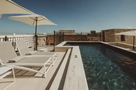 San Karlu Hotel