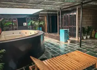 New Delhi Gay Saunas & Massage