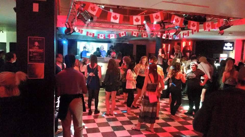 Klub Malam Kabaret Refleksi Halifax Nova Scotia Kanada