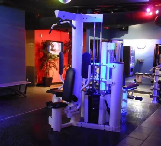 F212 Steam Sauna Vancouver Canada