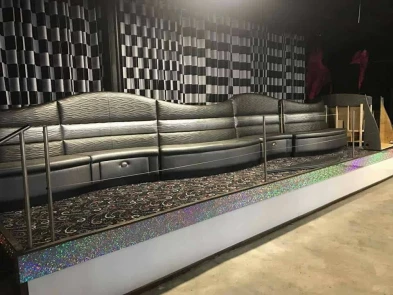 Gay 90s Nightclub Minneapolis Minnesota