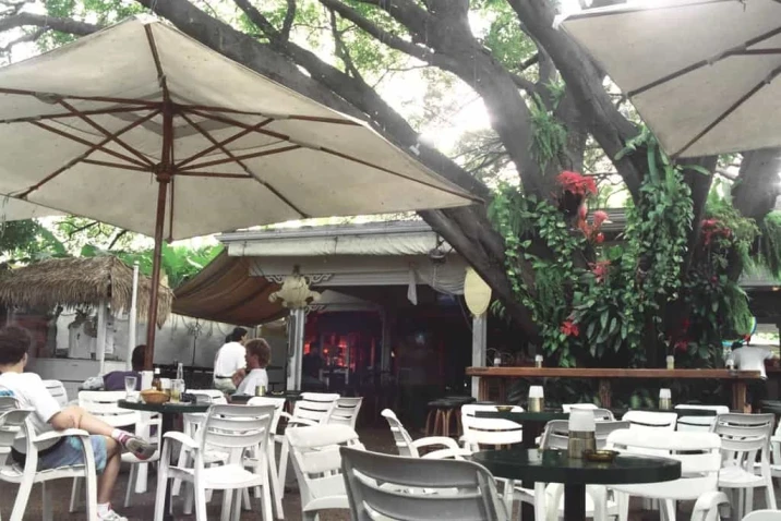 Hula's Bar and Lei Stand