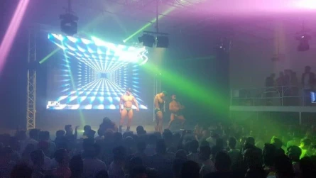 XS CLUB BAR Panama City