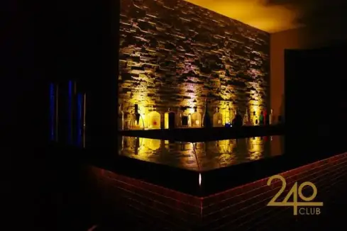 240 Club Lima