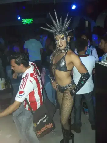 Equilibrio Discotheque Club