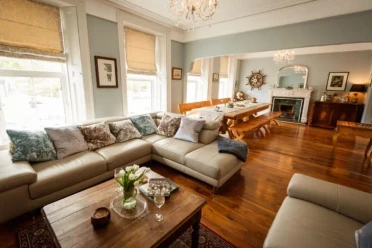 No. 14 Wolfe Tone Square