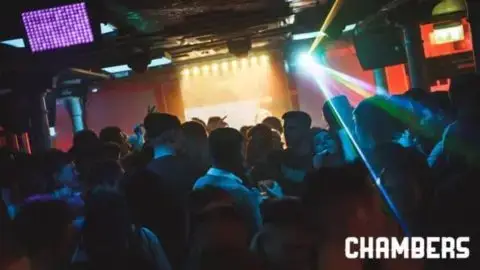 Chambers Bar - (Kapalı)