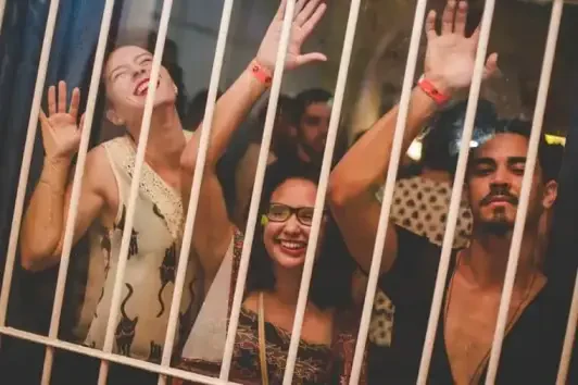 Mambembe - (Temporarily Closed)