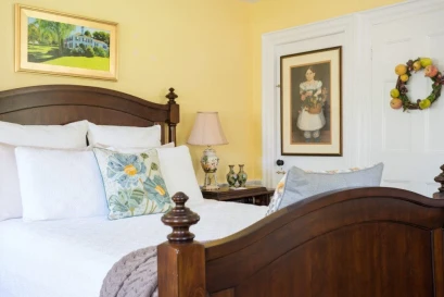 Candleberry Inn