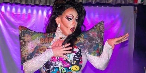 Sunday Night - live entertainment Sunday Night - live entertainment