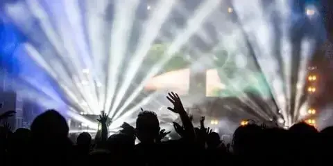 White Wolf- 已關閉