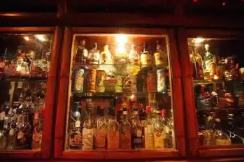 Hula Bula Bar gay bar in Perth