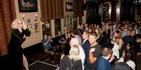 GROOVES Night von 7pm