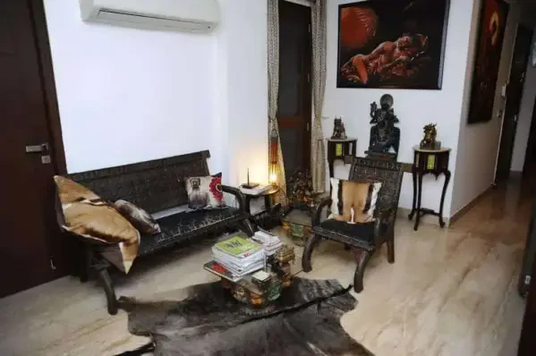 Mister and Art Haveli