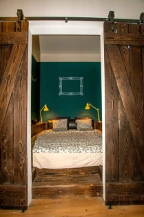 Hedonist Lodge