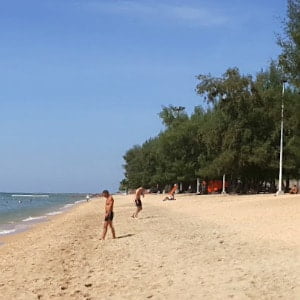 Dongtan Gay Beach w Jomtien