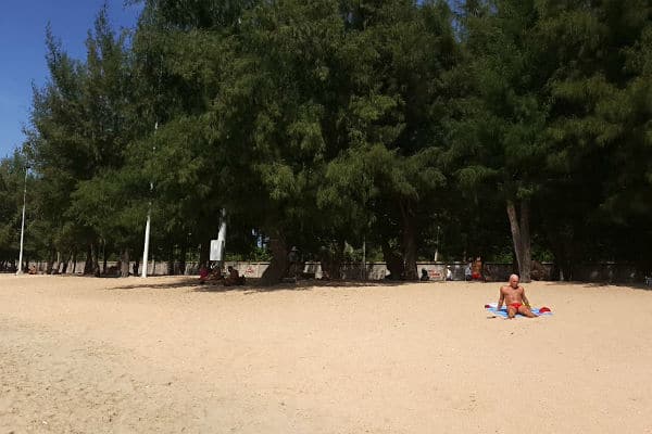Dongtan Gay Beach בג'ומטין