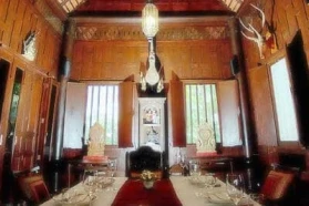 Ruen Urai @ Rose Hotel