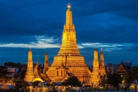 Wat Arun (Şafak Tapınağı)