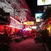 Host Bars in Sunee Plaza