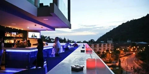 Blue Mango Bar & Grill