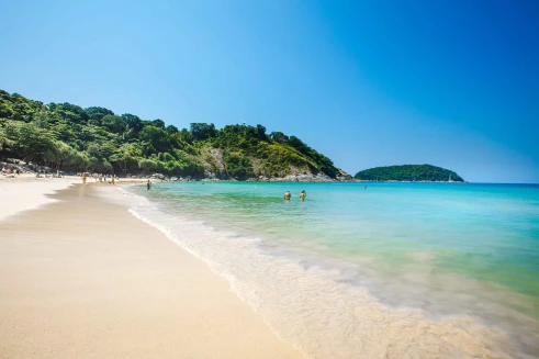 Nai Harn Beach