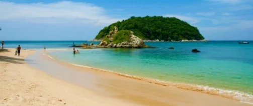 Yanui Beach