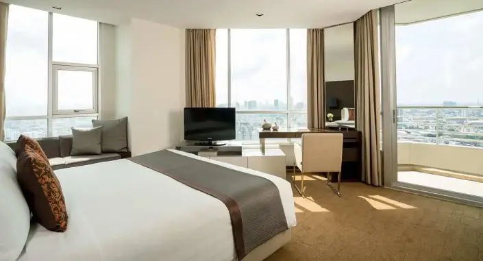 Anantara Sathorn Bangkok Hotel