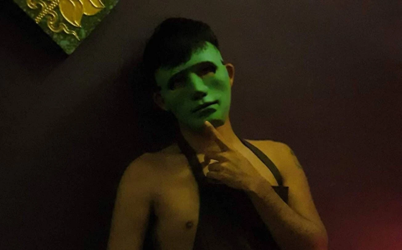 c701fff3-be6c-41b1-b704-e004f172ac40