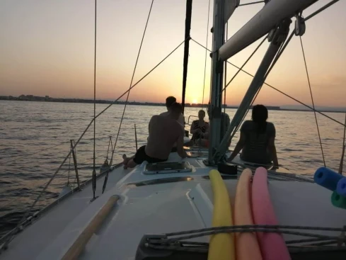 Indulge Spain: Sailing And Food Experience