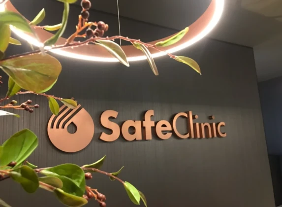 Safe Clinic