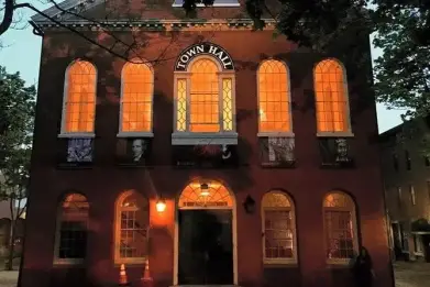 "Hocus Pocus" Movie Locations Walking Tour