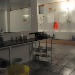 He's (Hyundae Sauna)
