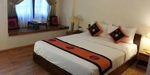 Pink Tulip Hotel - CLOSED