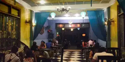 Am - Vegetarian Restaurant