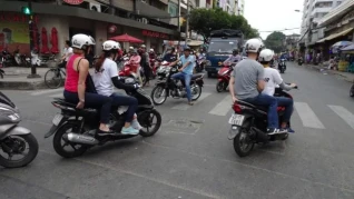 I Tour Vietnam