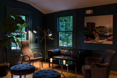 Maidstone Gay-Friendly bar in The Hamptons