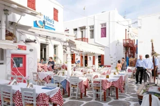 Nikos Taverna