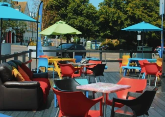 Flirt Cafe Bar