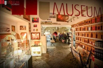 Museum Food & Bar