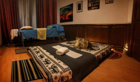 Oriental Romeo Barcelona Gay Massage