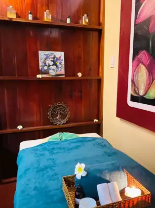 Relaxnh Wellness Spa