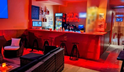 Naked Party, every Thursday from 7 p.m Naked Party, every Thursday from 7 p.m