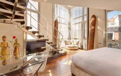Urban Hotel
