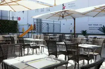 iQ Hotel Roma