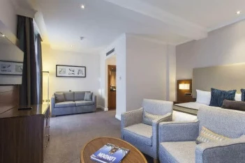 cada hotel Piccadilly