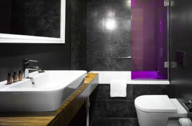 O ICON Hotel & Lounge