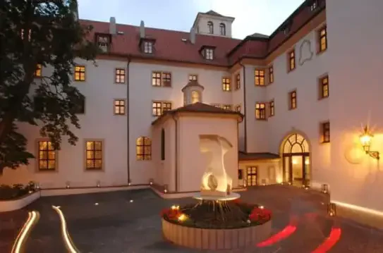 Augustine a Luxury Collection Hotel