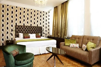 Courthouse Hotel London