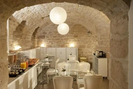 Hotel Caron